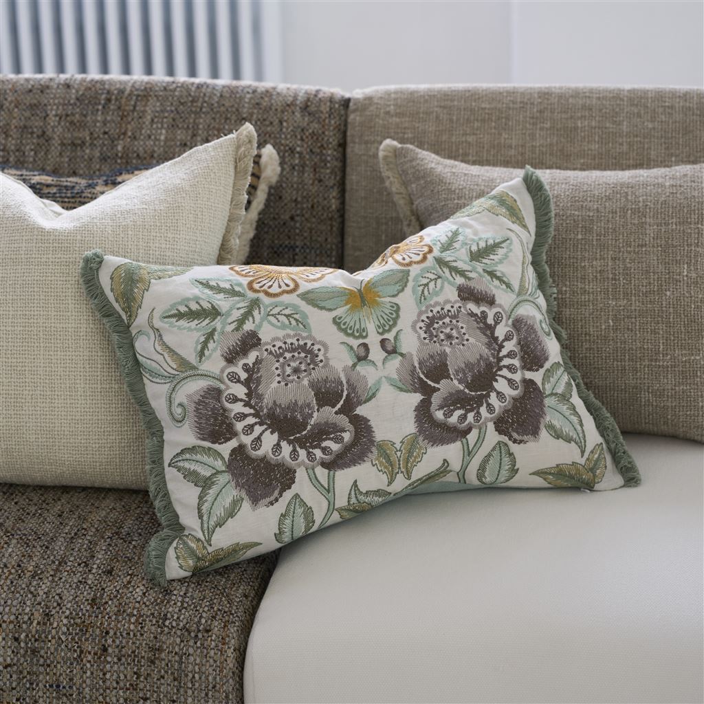 Isabella Embroidered Cameo Cushion - Bild 5