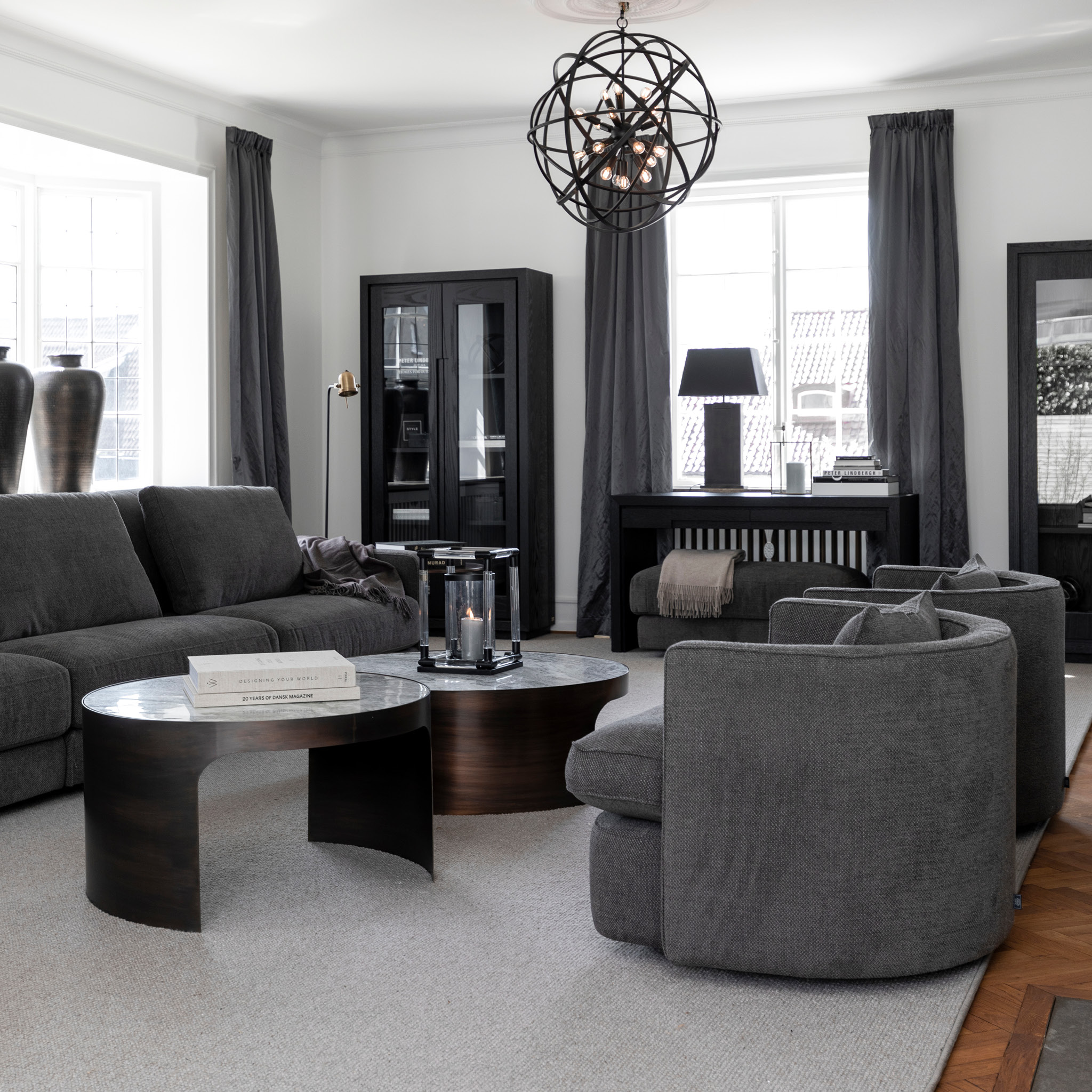 JOAN snurrbar tygfåtölj - Bild 3