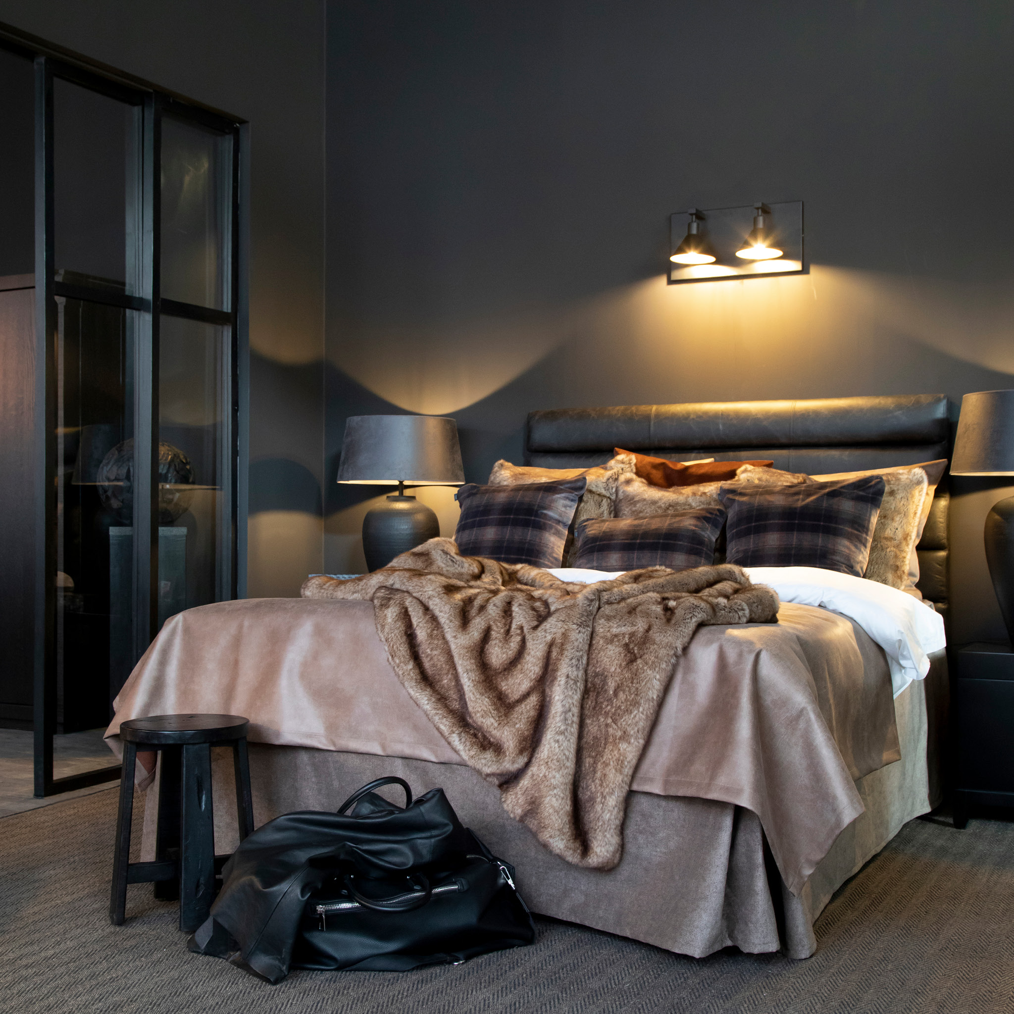 VAIL pall i teak - Bild 3