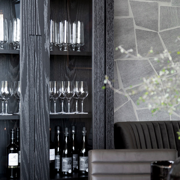 HUNTER vitrinskåp - Bild 6